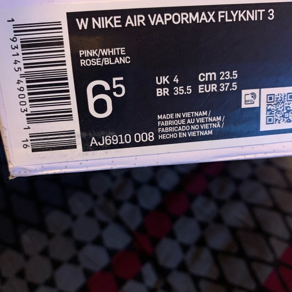 Women’s Vapormax Flyknit 3 - Picture 6 of 7